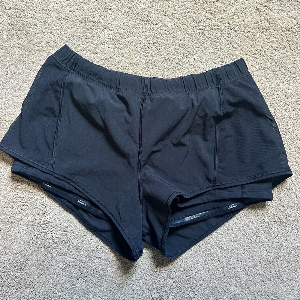 Lululemon meshed up short